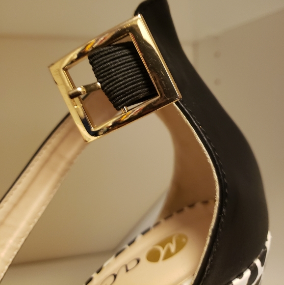 Shoes - Picture 3 of 9